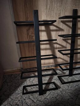 Nástěnné regály na víno - 3