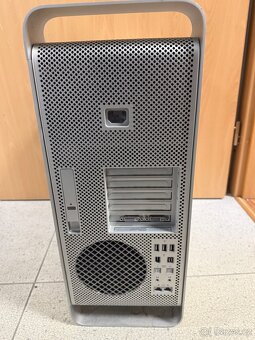 Apple Mac Pro modelové řady A1186 - 3