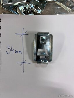 Fiat 850, 125 úchyty prahové list - 3