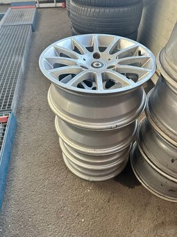 Prodám Alu kola R15 na Smart - 3