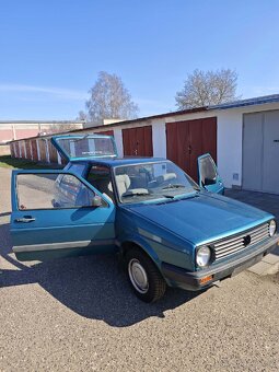 VW Golf II zelená - 3