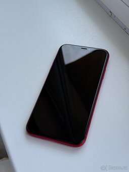 iPhone XR - 3