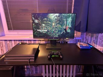 Prodám PlayStation 4 Pro (1TB) + ovladač + 3x hry - 3
