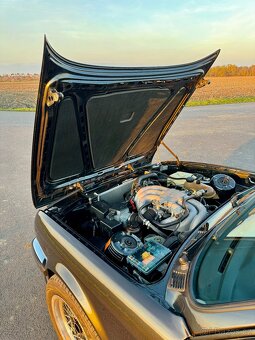 BMW E30 325e - Top stav - 3