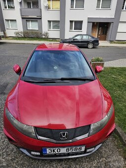 Honda Civic 8 - po velkém servise, nová STK, tažné zařízení - 3