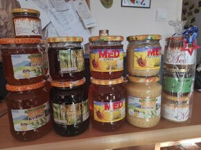 MED včelí z podhůří Jeseníku. Kvalita zaručena - 3