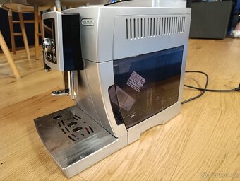 Kávovar DeLonghi ECAM 23.450.s - 3