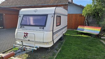 Karavan HOBBY 400 včetně předstanu - 3