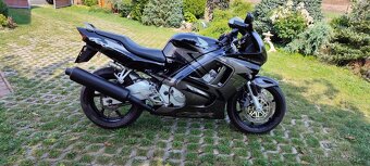 Honda CBR 600F - 3
