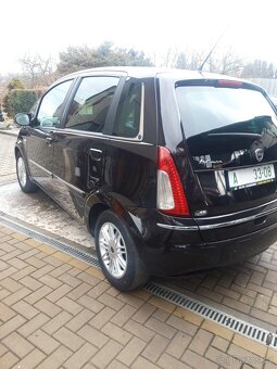 Lancia Musa 1.4 8V +LPG model ECO CHIC - 3