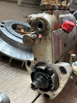 Vstřikovací čerpadlo 2443 pro motor Zetor 6701 - 3