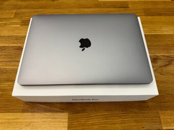 Prodám Macbook Pro - 3