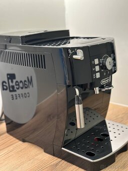 DeLonghi Magnifica S - 3
