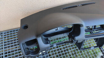 Palubní deska VW Bora - 3