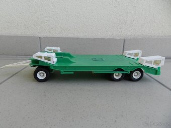 PODVALNÍK P32 - ITES r. 1980 - ČSSR - 3