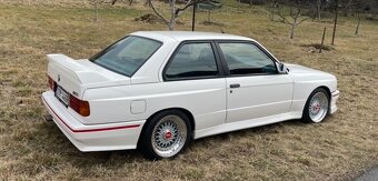 BMW M3 e30 - 3