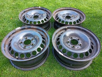 Veterán, youngtimer, oldtimer Mercedes - 3
