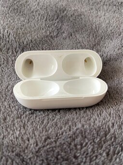 Nabíjecí pouzdro Apple AirPods Pro 1. generace. - 3