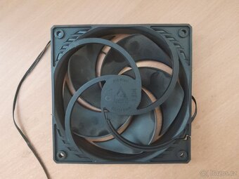 ARCTIC P12 Silent IHNED K PRODEJI VENTILÁTOR - 3