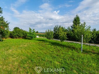 Prodej stavebního pozemku 815 m², Kojatín, ev.č. 00292 - 3