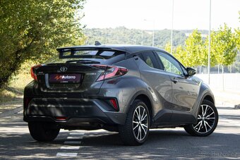 Toyota C-HR 1.8 Hybrid / AJ NA SPLÁTKY / - 3