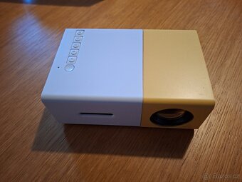 Mini LED projektor - 3