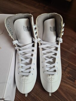 Dámské brusle Crowned vel. 37 - 3