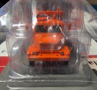 Kultovní náklaďáky minulé éry PRAGA V3S AV-3 - 3