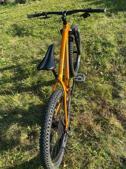 Trek Roscoe 7 (2021), 27,5”, rám M/L - 3