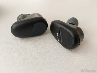 špičková sluchátka Sony True Wireless WF-SP800N, černá - 3