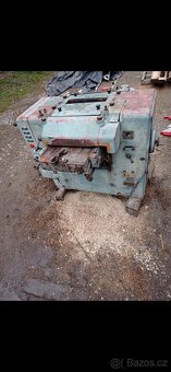 Čtyřstranná frézka - 3