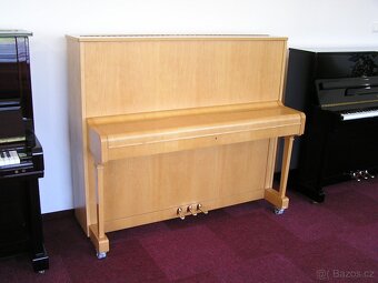 Prodám pianino Petrof mod.125 - 3