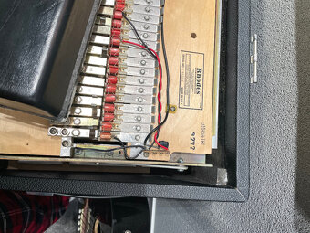 RHODES FENDER PIANO - 3