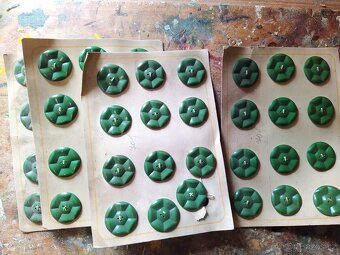 Staré nepoužité knoflíky - 3