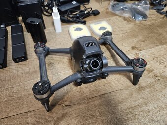 DJI FPV MEGA SET – 4 baterií, Goggles V2, controller 2 - 3