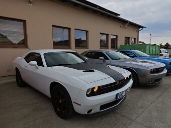 Dodge Challenger - 3