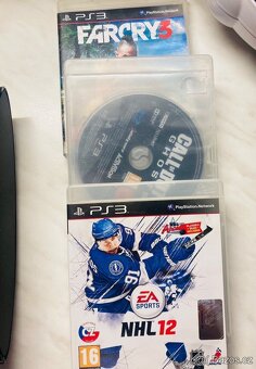 PS3 super slim - 3