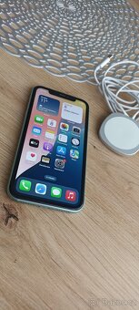 Dobrý den prodám iphone 11 vše funguje - 3