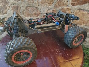 Traxxas Xmaxx 8s - 3