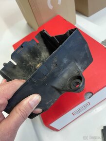 Ducati 1098s box baterie - 3