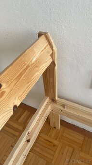 Prodám postel IKEA Neiden 200x90 s roštem Luröy - 3
