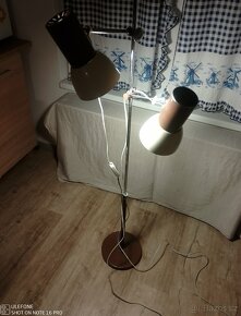 RETRO STOJATÁ LAMPA - BRUSEL
- 3