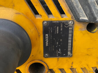 BOURACÍ KLADIVO Wacker Neuson BH24 - 3