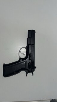 Cz 75 plynovka pistole - 3