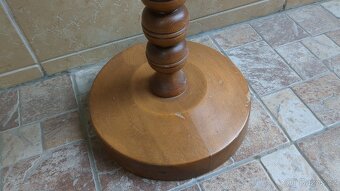 Dřevěný stojan na květiny - 3