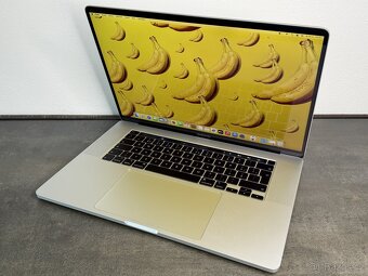 MacBook Pro 16'' 2019 / i7 / 16GB / 512GB SSD / Silver - D - 3