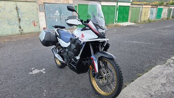 Honda Transalp 750 - 3