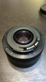 Canon EF 50mm f/1.8 II - 3