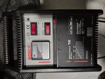 Olověné baterie + nabíječka - 3