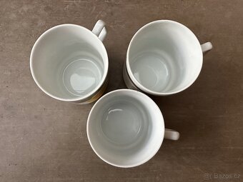 3 x RETRO porcelánový hrnek s ovocem - cena za všechny - 3